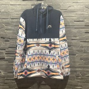 Massive Outdoor Fleece Sweater